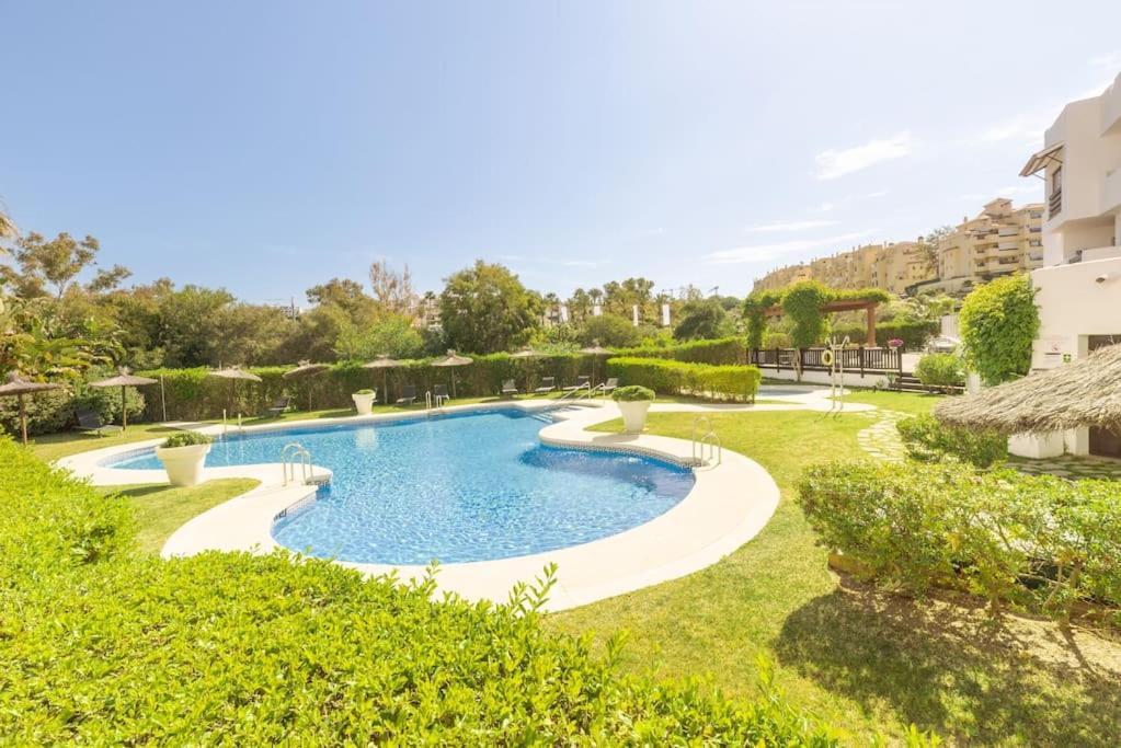 אסטפונה Amazing Family Apartment מראה חיצוני תמונה
